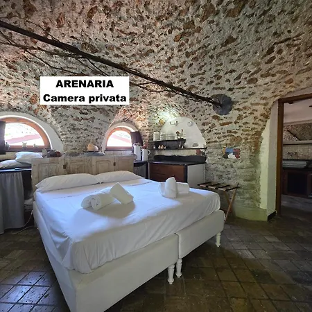 Acquaviva, Arenaria - By Turent Tovo San Giacomo